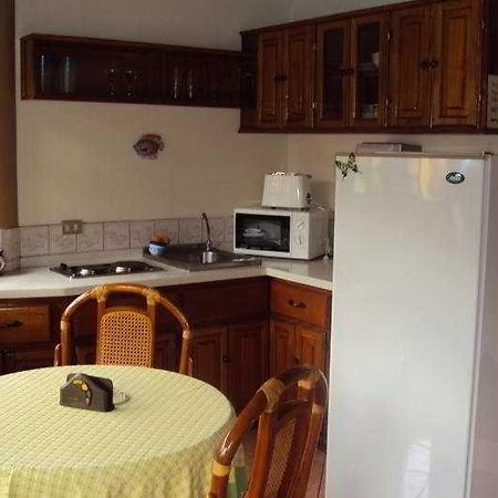 Hotel Villa Acacia 플라야 에르모사 외부 사진